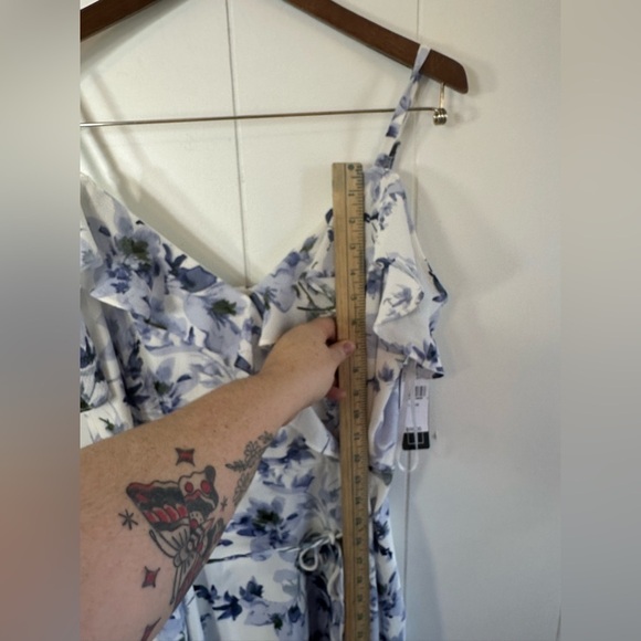 NWT A. Byer Hi Lo Off Shoulder Blue and White Floral Women’s Dress Size Large - Picture 10 of 16